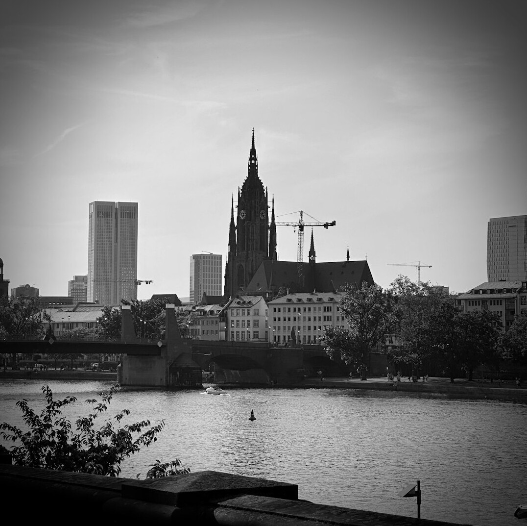 frankfurt river view